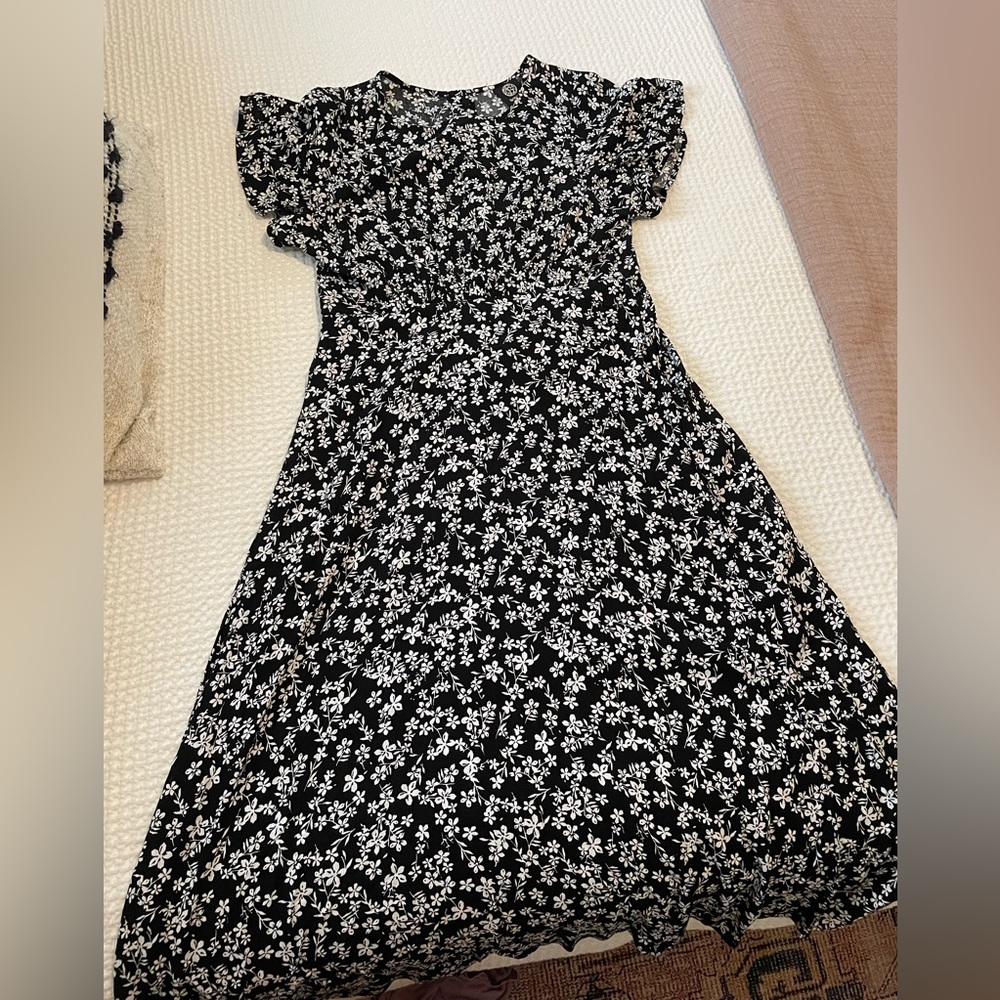 Black floral midi dress